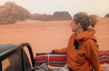 Private full day jeep tour in the desert