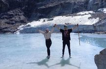 Full day Tour Charquini and Laguna Esmeralda