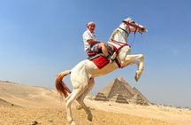 Cairo Private stop over to Giza Pyramids & sphinx, Local Market & Lunch