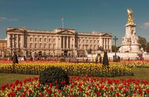 London Self-Guided Murder Mystery Tour by Buckingham Palace