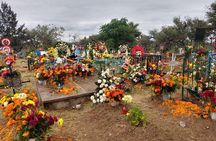 The authentic tour of the day of the dead in San Miguel d Allende