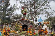 The authentic tour of the day of the dead in San Miguel d Allende