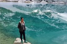 Full day Tour Charquini and Laguna Esmeralda