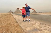 Full Day Pyramids of Giza & Sphinx & The Egyptian Museum With Lunch Included