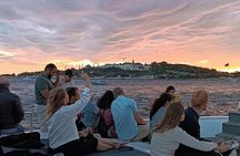 Istanbul Bosphorus Sunset Cruise on Luxury Yacht