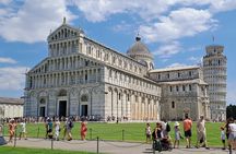 Pisa's Leaning Tower Climbing, Cathedral, Cemetery and Baptistery guided visit