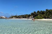 Isla Mujeres Basic Tour in Catamaran with Snorkel and Open Bar