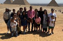 Full-Day Private Tour to Pyramids of Giza, Sphinx, Sakkara pyramid
