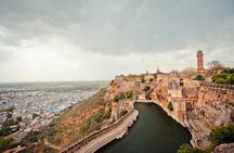 Private Day Trip to Chittorgarh from Udaipur with Guide Option