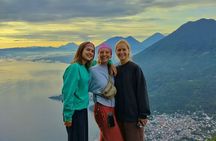 Sunrise Hike Tour on Indian's Nose Mountain