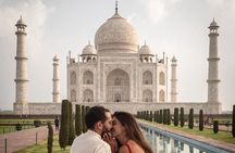 Private Full-Day Sunrise Taj Mahal and Agra City Tour
