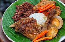 Yogyakarta Culinary&Walking Tour with English/France/Italy guide