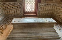 From Delhi: Agra Overnight With Fatehpur Sikri