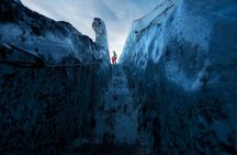 2-Day Ice Cave & South Coast: Glacier Hike and Glacier Lagoon