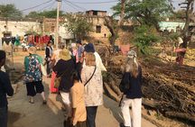 Manpura Looms: Weaves, Walks, Wonders