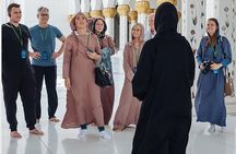 Private Sheikh Zayed Grand Mosque guided tour by UAE national guide