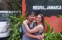 Negril, Seven Mile Beach, Rick's Cafe Private Day Tour