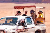 Jeep Tours in Wadi Rum with Bedouin Guide 2,3,4,5 hours | Magic Bedouin Star