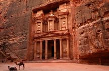 "Majestic Jordan: A 3-Days Exploration of Wonders"