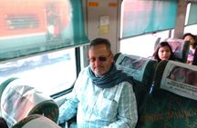 Ex-Delhi: Same Day Agra Tour by Superfast Train with Transfers