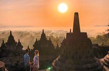 Yogyakarta: Borobudur Sunrise With Breakfast Shared Guided Tour