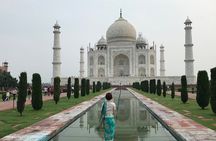 Full Day Agra Tuk Tuk Tour with Taj Mahal and Agra Fort