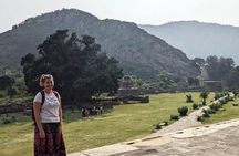 Abhaneri, Bhangarh Day Trip – Car, Guide, Lunch & Monkey Temple