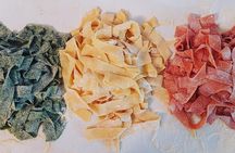 Tricolor Pasta Cooking Class with a Chef in Como countryside