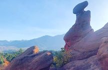 Sightseeing Jeep Tour in Garden of the Gods