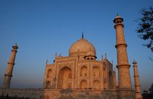 Private Taj mahal and Fatehpur Sikri Tour From Delhi