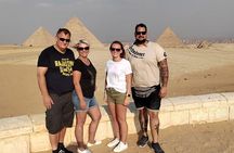 Full-Day Tour to Giza Pyramids and Egyptian Museum from Cairo