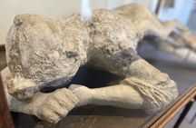Pompeii with an archaeologist, small group!!!