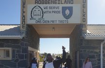 Private Full-Day Tour to Robben Island and Table Mountain