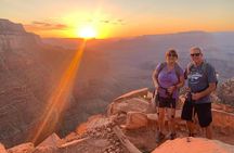 Grand Canyon Sunset Hiking Adventure Deep Below The South Rim