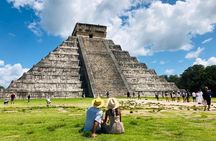 Chichén Itzá Premium and 2 Mayan Cenotes Full Day Tour