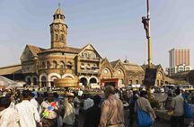 Private Local Market Tour and Local Street Food Tour in Mumbai