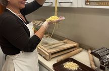Traditional Home Cooking Experience in Venice