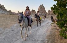  Cappadocia Horseback Ride through Valleys — Sunset/hoteltransfer