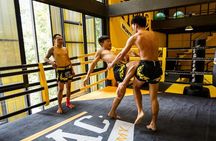 Bangkok:Learn 1-1 Muay Thai + Free Muaythai Shorts & Hotel Pickup