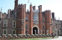 Hampton Court Palace Private Tour - discovering the excesses of Henry VIII