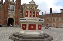 Hampton Court Palace Private Tour - discovering the excesses of Henry VIII