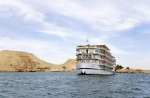 Private 4-Day Movenpick Prince Abbas Lake Cruise