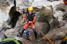 Private canyoning adventure in the Buitreras Canyon