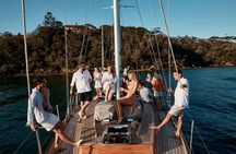 Private Luxury Cruise on Sydney Harbour on Classic Yacht 