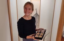Private Art Sushi Roll Class in Kyoto