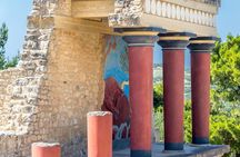 Knossos Palace and Heraklion Guided Tour with Transport