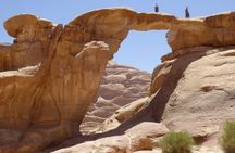 Full Day Jeep Tour and Overnight in Wadi Rum