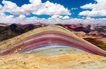 Full-Day Guided Tour to Palccoyo Rainbow Mountain