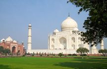 From Delhi: All-Inclusive Taj Mahal Sunrise & Agra Fort Private