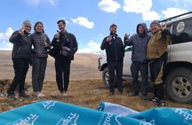 4×4 Private Driver and Guide in Kyrgyzstan 